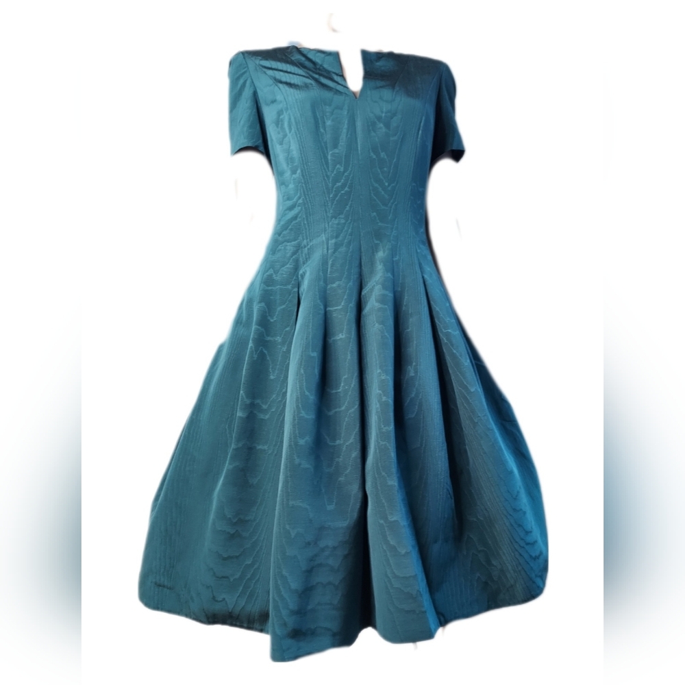 ○$3,490 NEW OSCAR DE LA RENTA GREEN SILK LINED DRESS US 10